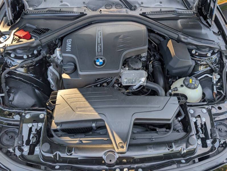 2017 BMW 3 Series 17