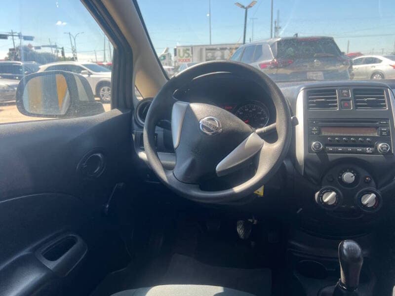 2014 Nissan Versa Note 16
