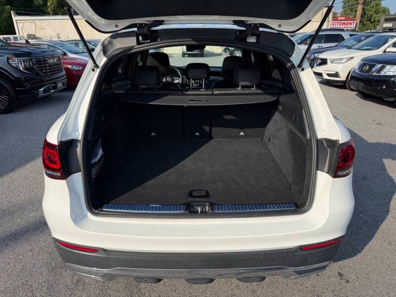 2021 Mercedes-Benz GLC 23
