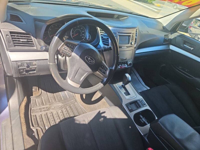2014 Subaru Outback 8