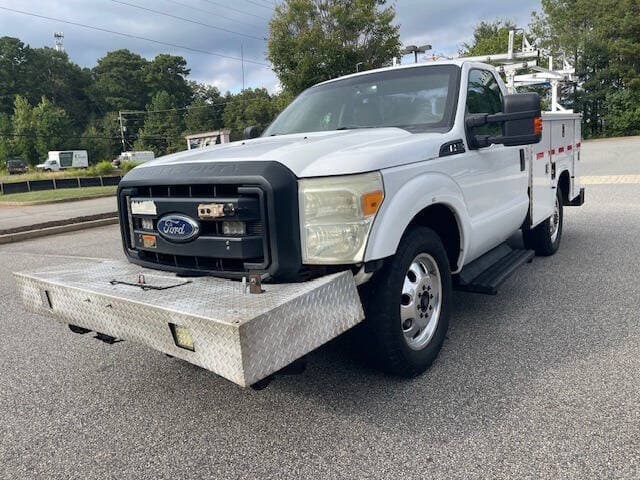 2015 Ford F-350 Super Duty 10