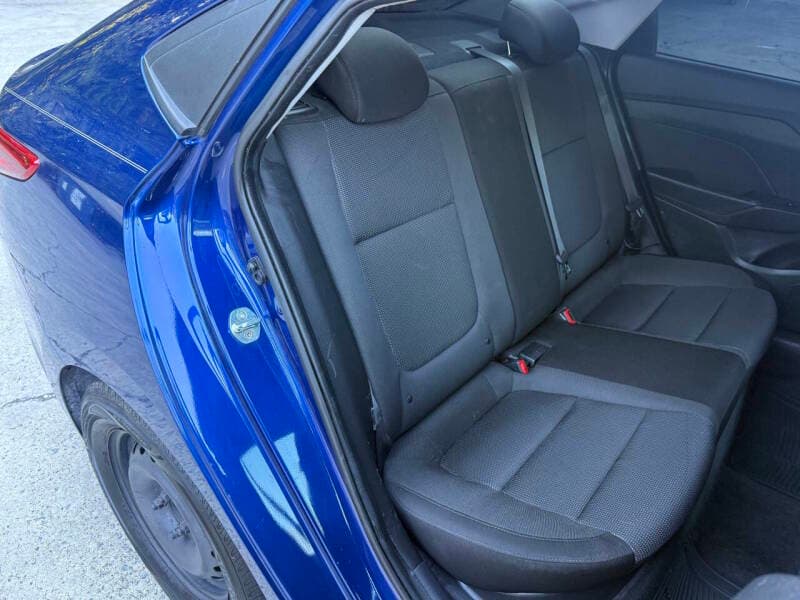 2022 Hyundai Accent 14