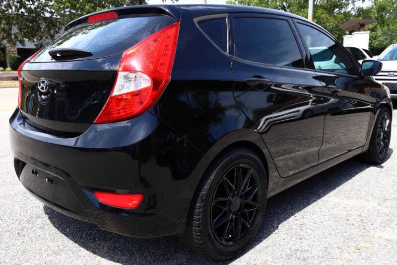 2016 Hyundai Accent 7