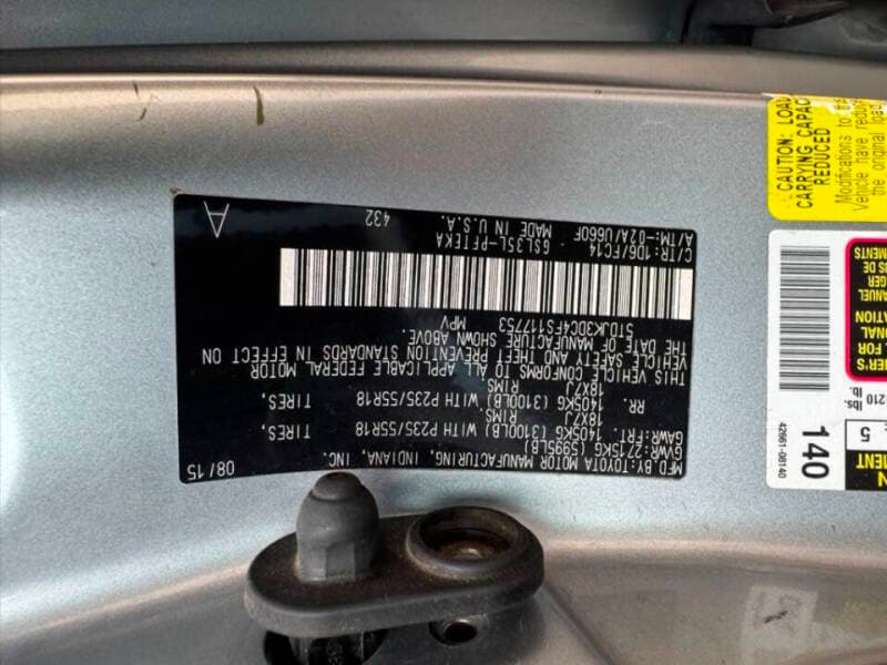 2015 Toyota Sienna 23