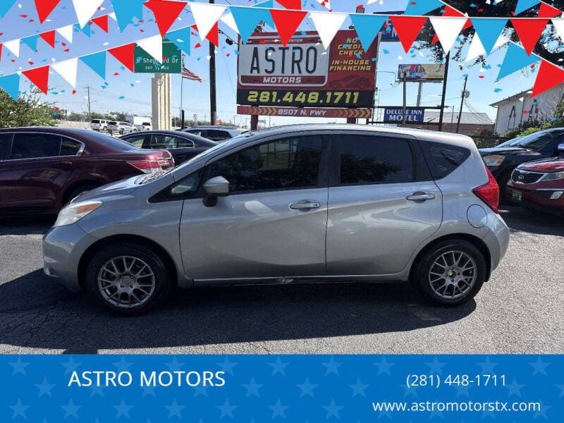 2015 Nissan Versa Note 13
