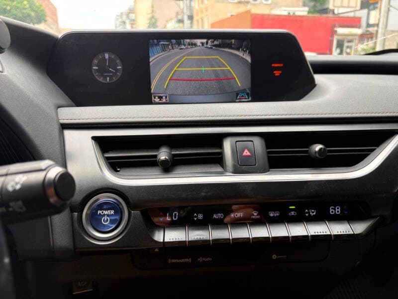 2019 Lexus UX Hybrid 17
