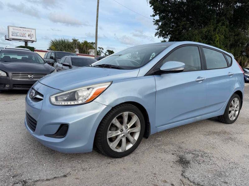 2014 Hyundai Accent 2