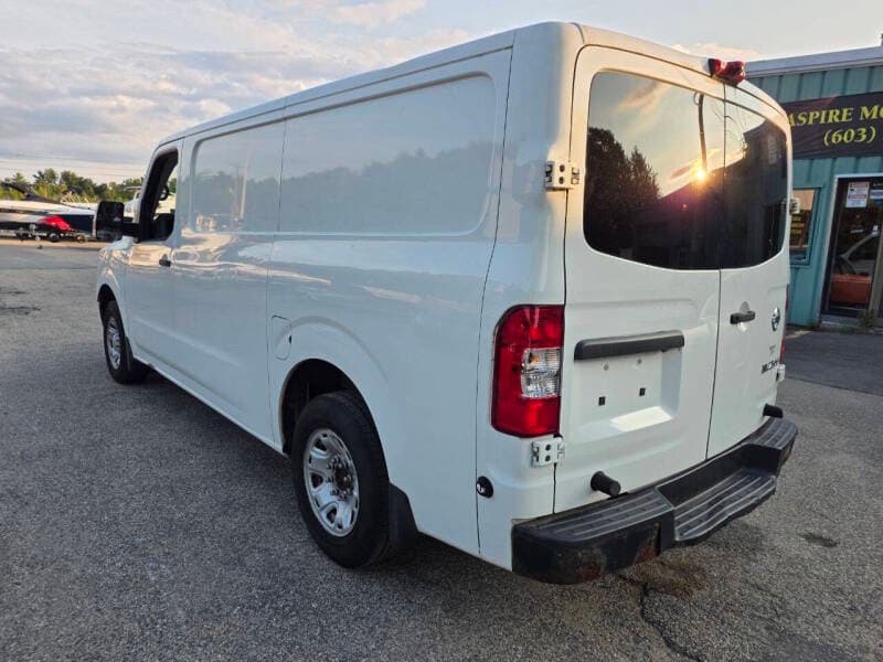 2017 Nissan NV Cargo 12