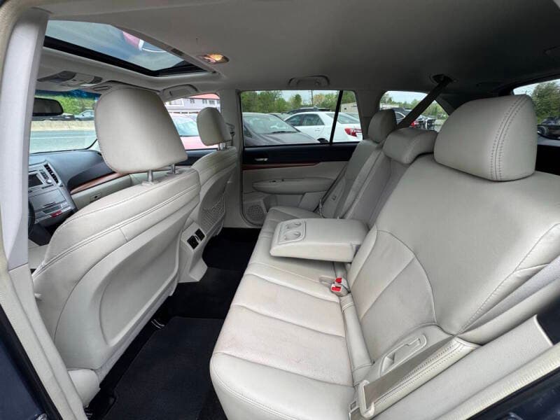 2014 Subaru Outback 8
