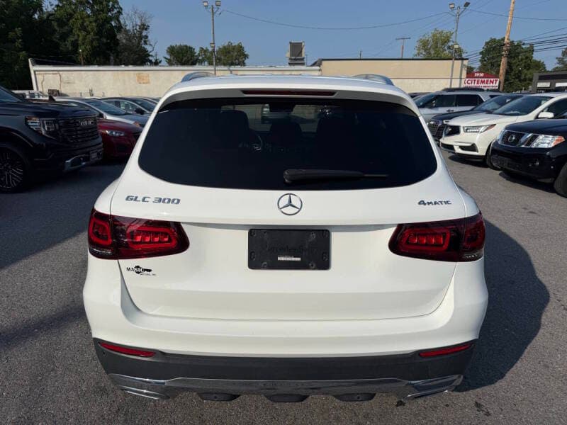 2021 Mercedes-Benz GLC 3