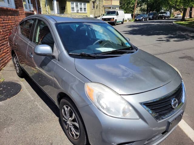 2014 Nissan Versa Sedan
