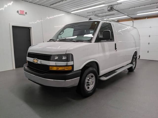 2025 Chevrolet Express Cargo