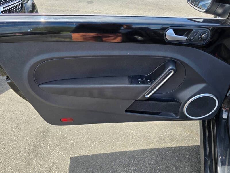 2014 Volkswagen Beetle 20