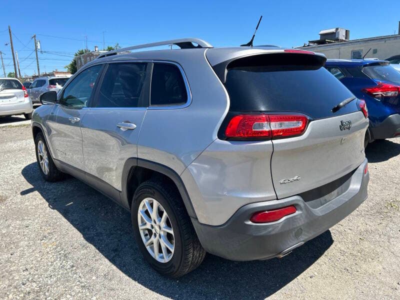 2015 Jeep Cherokee 4