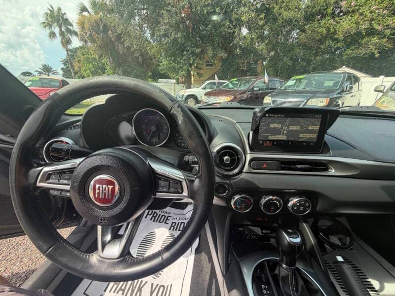 2017 FIAT 124 Spider 48
