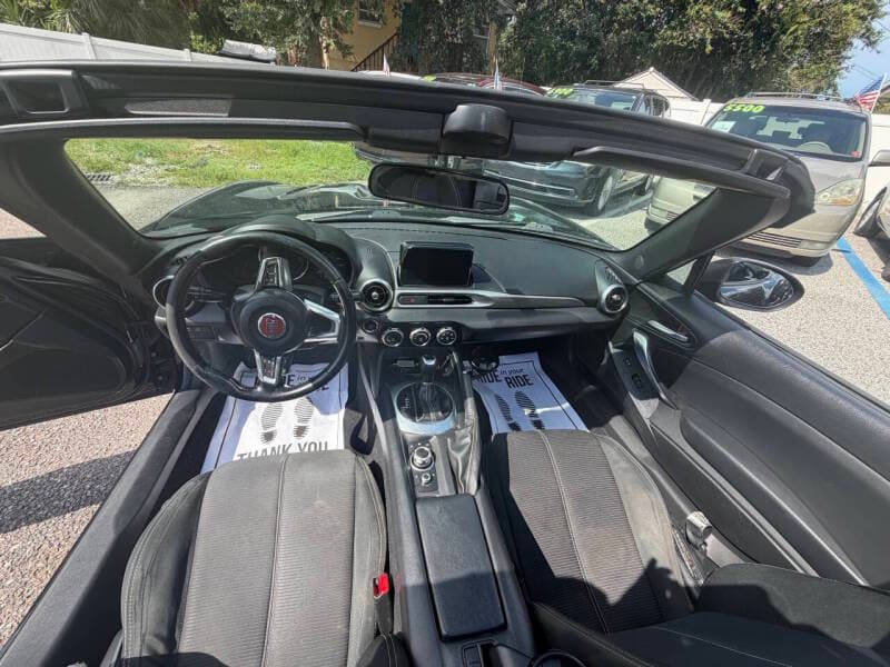 2017 FIAT 124 Spider 4
