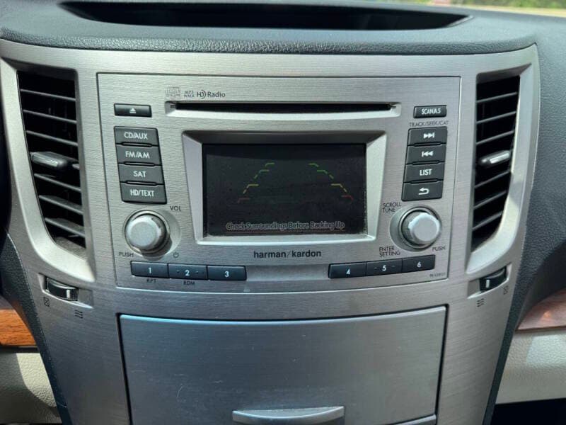2014 Subaru Outback 39