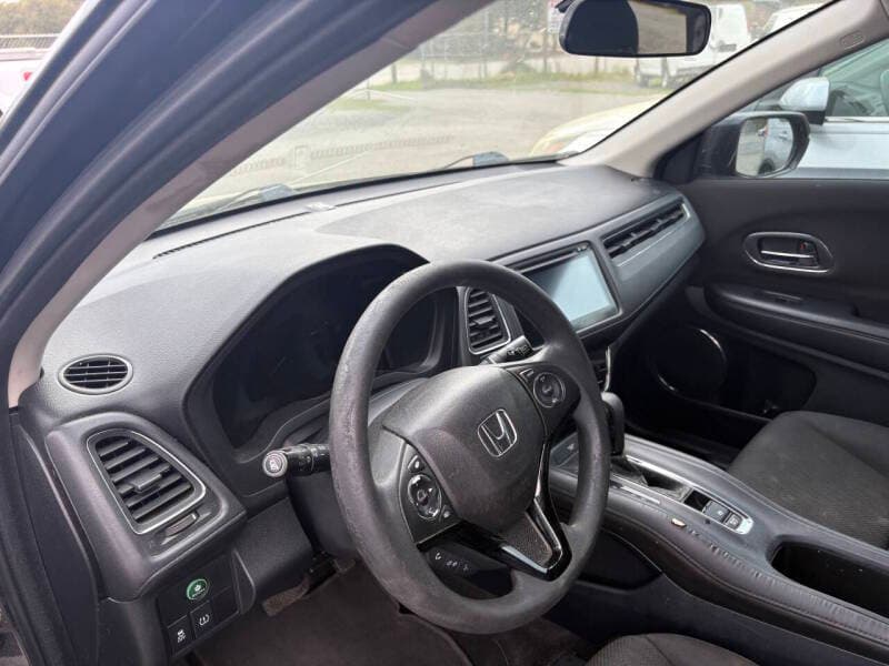 2017 Honda HR-V 4
