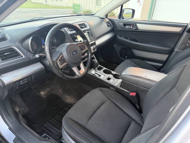 2015 Subaru Outback 9