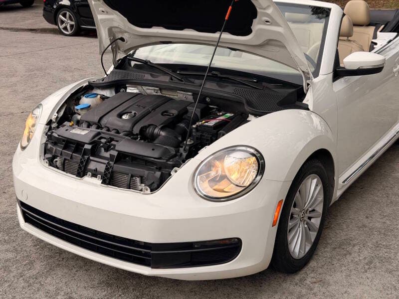 2014 Volkswagen Beetle 36