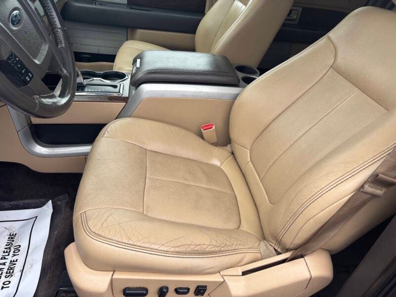 2014 Ford F-150 11
