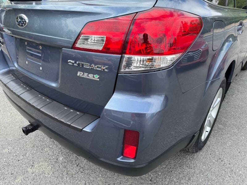 2014 Subaru Outback 22