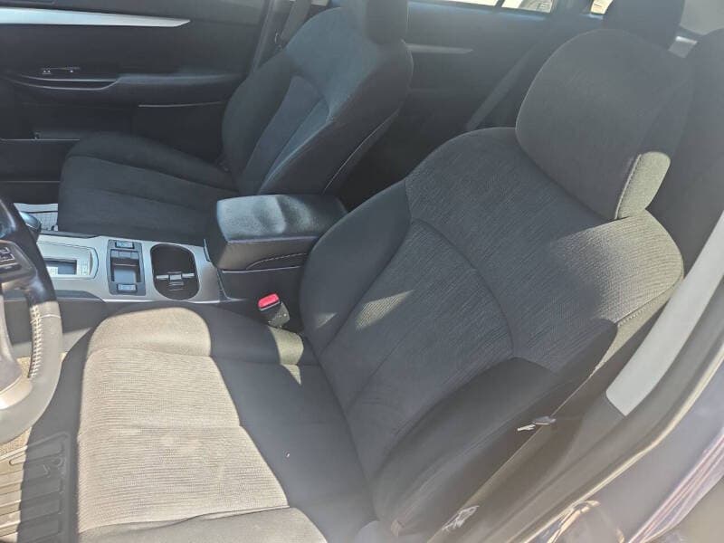 2014 Subaru Outback 9