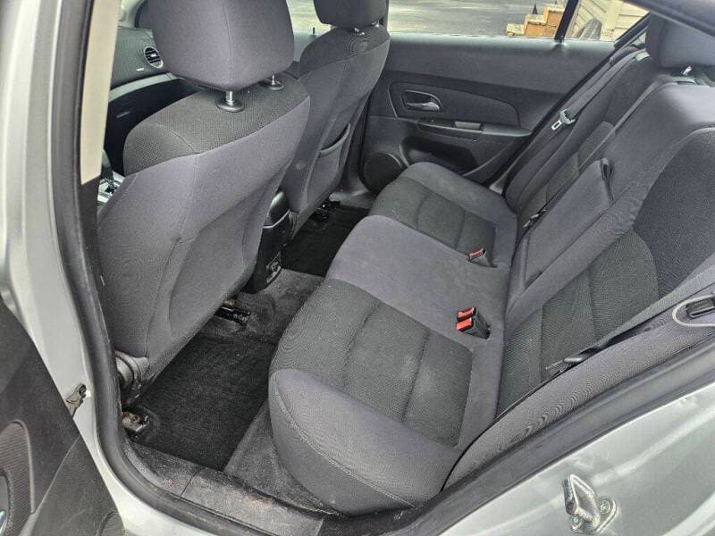2014 Chevrolet Cruze 12