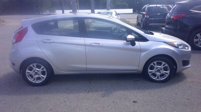 2015 Ford Fiesta 5