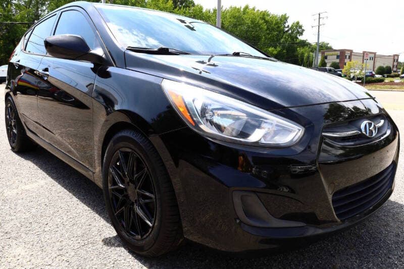 2016 Hyundai Accent 9