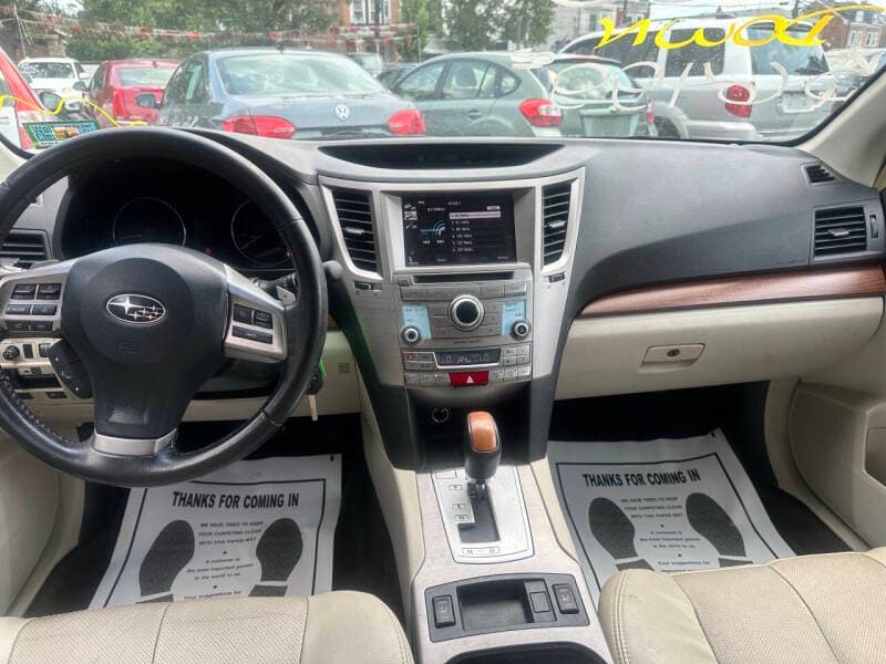 2014 Subaru Outback 8
