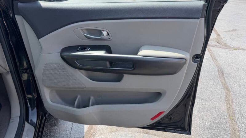 2015 Kia Sedona 20