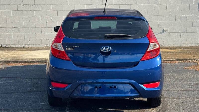 2016 Hyundai Accent 5