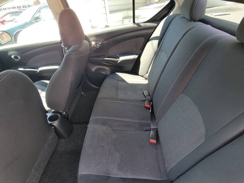 2014 Nissan Versa Sedan 4