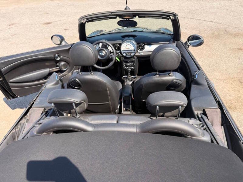 2014 MINI Cooper 7