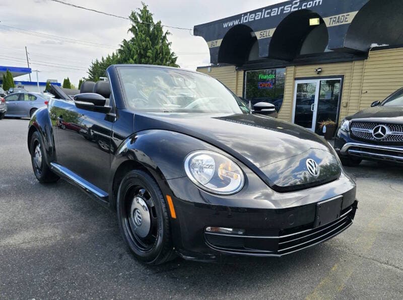 2014 Volkswagen Beetle 32