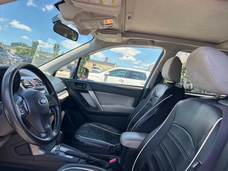 2015 Subaru Forester 13