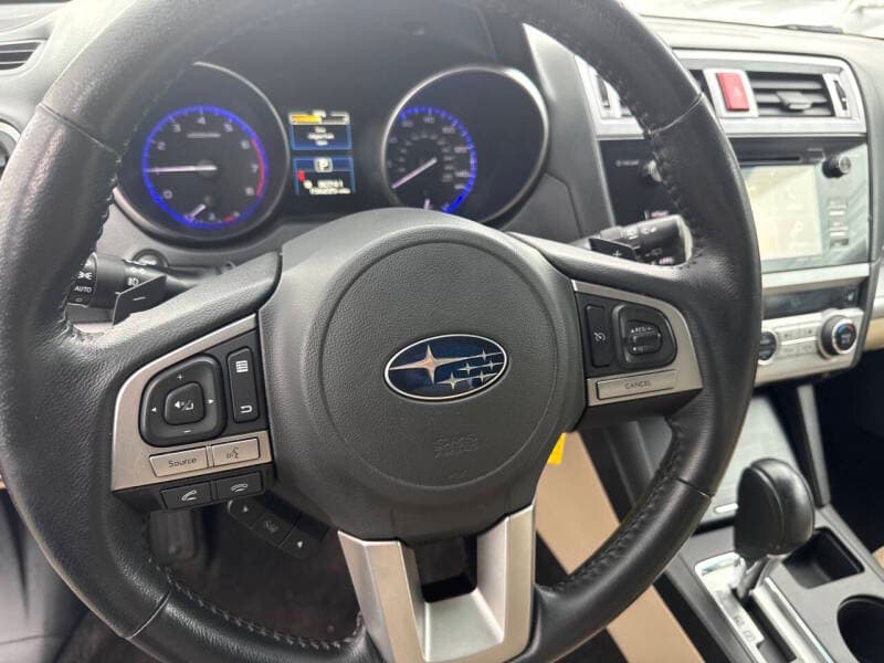 2015 Subaru Outback 17