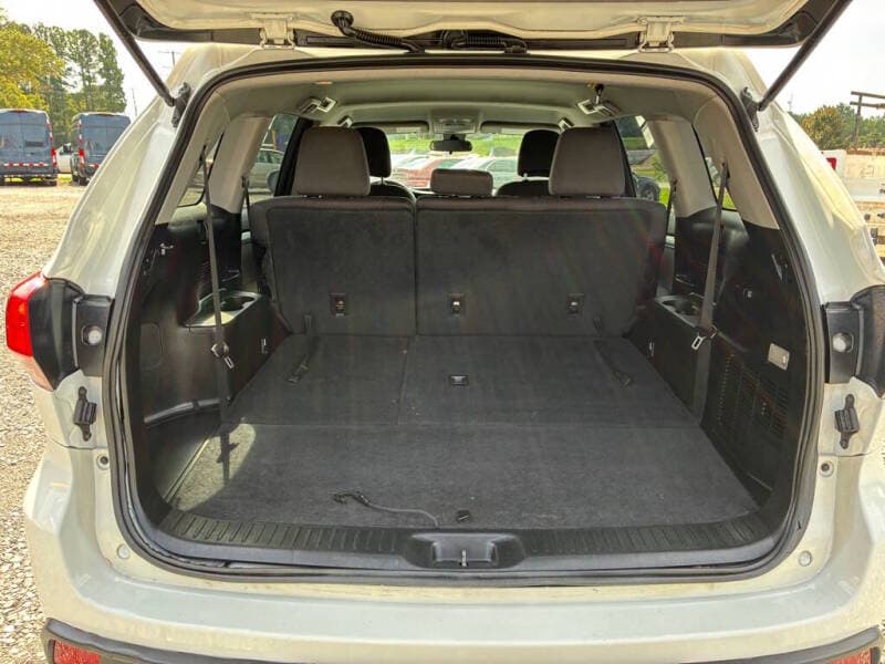 2017 Toyota Highlander 12
