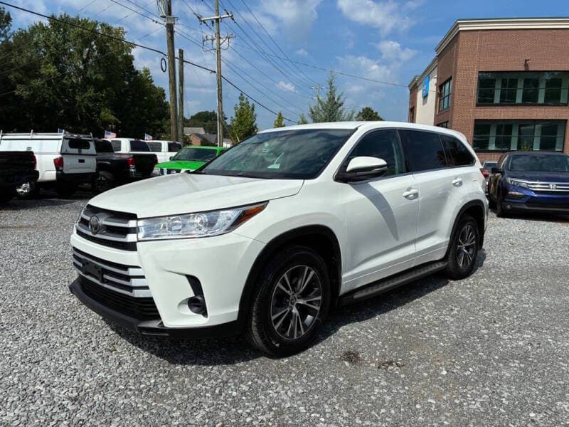 2017 Toyota Highlander 19