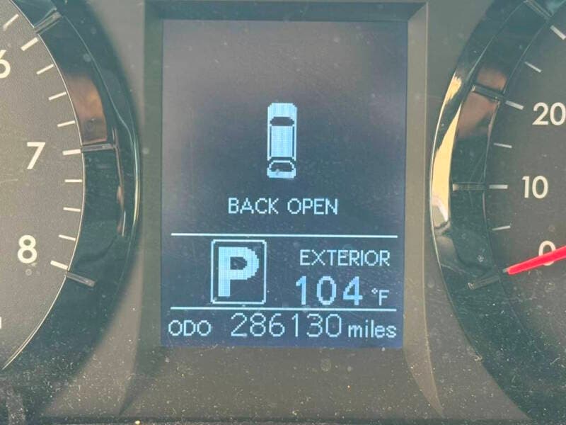 2015 Toyota Sienna 11