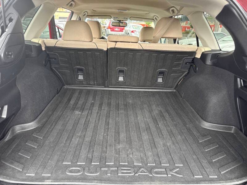 2015 Subaru Outback 24