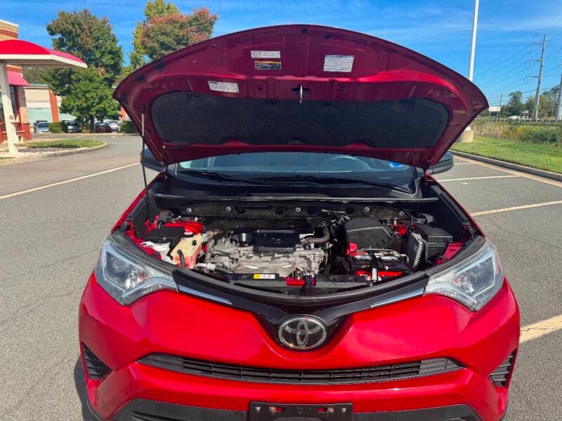 2017 Toyota RAV4 27