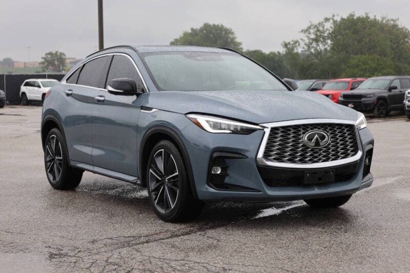 2023 INFINITI QX55 3