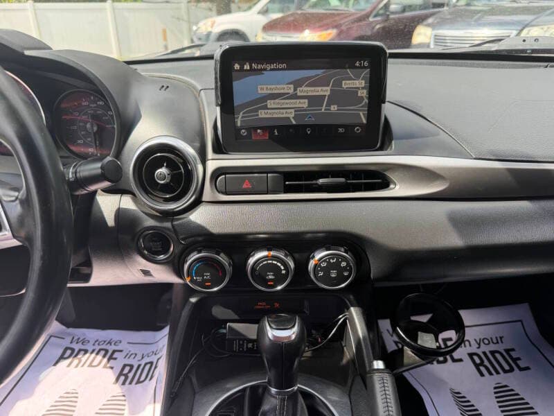 2017 FIAT 124 Spider 7