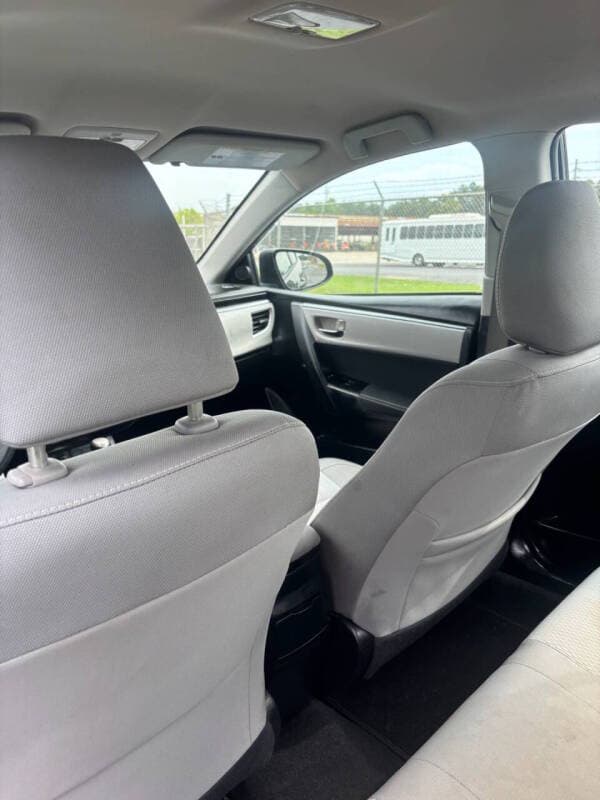 2015 Toyota Corolla 13