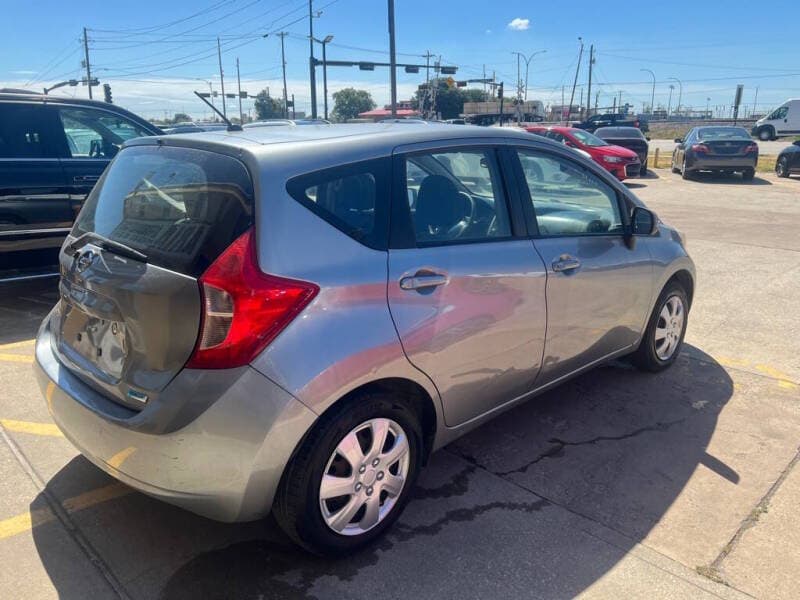 2014 Nissan Versa Note 5
