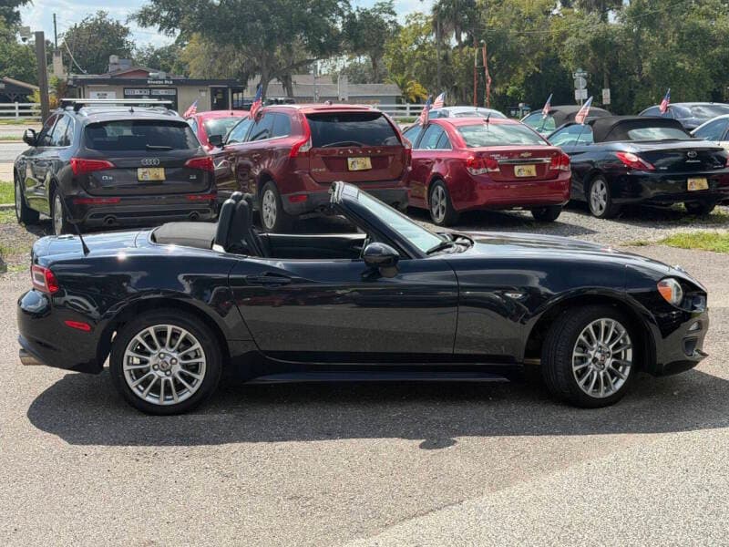 2017 FIAT 124 Spider 31