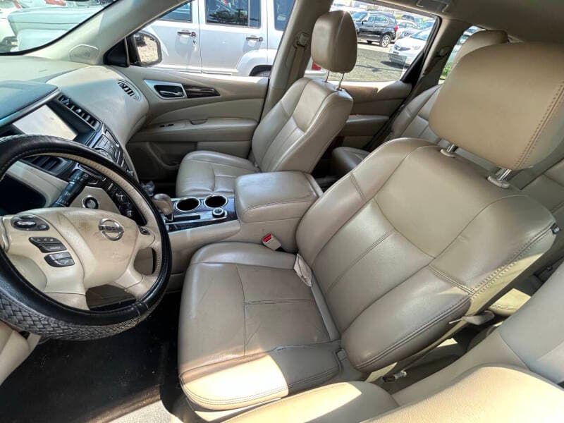2015 Nissan Pathfinder 5