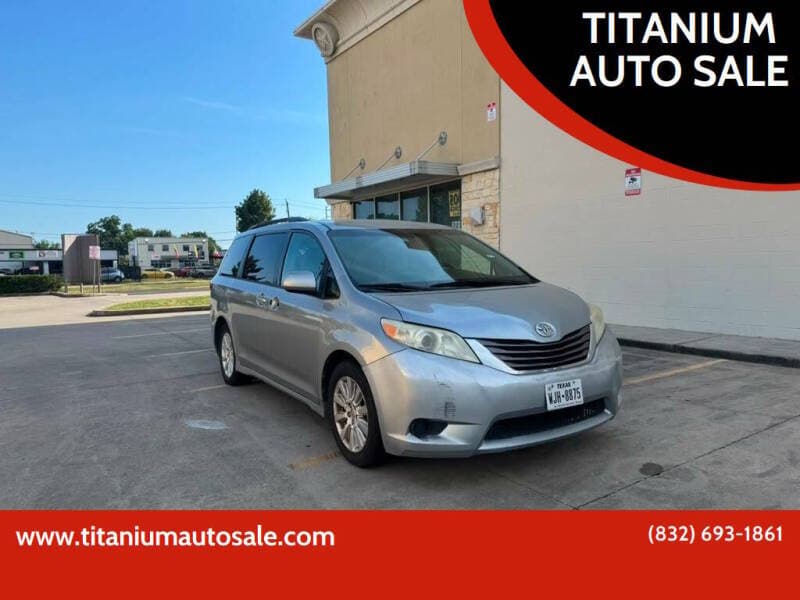 2015 Toyota Sienna 44